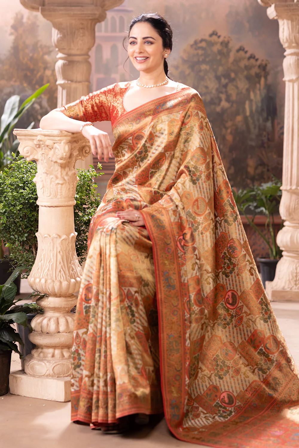 Beige Colour Position Print Woven Silk Saree - Image 3