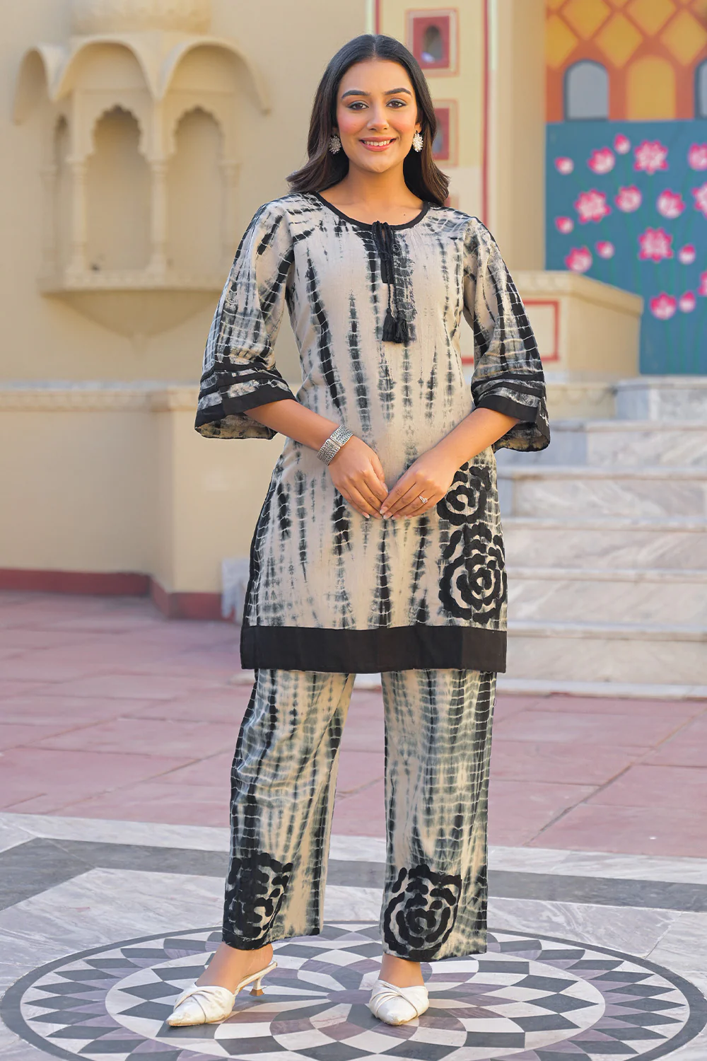 Black & Beige Cotton Shibori Printed Kurta Set - Image 5