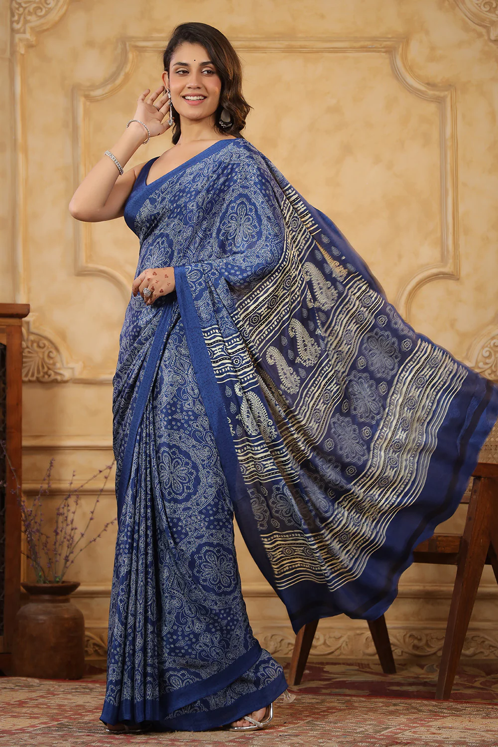 Blue Color Crepe Printed Saree - Image 5