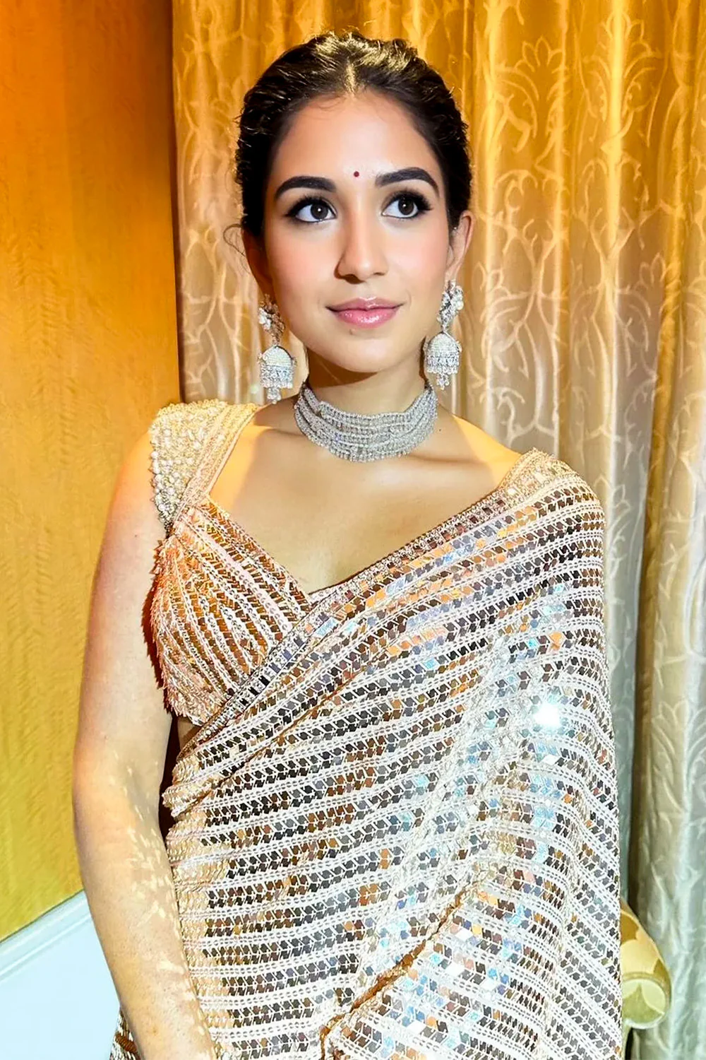 Dusty Pink Color Sequins Embroidered Georgette Saree - Image 9