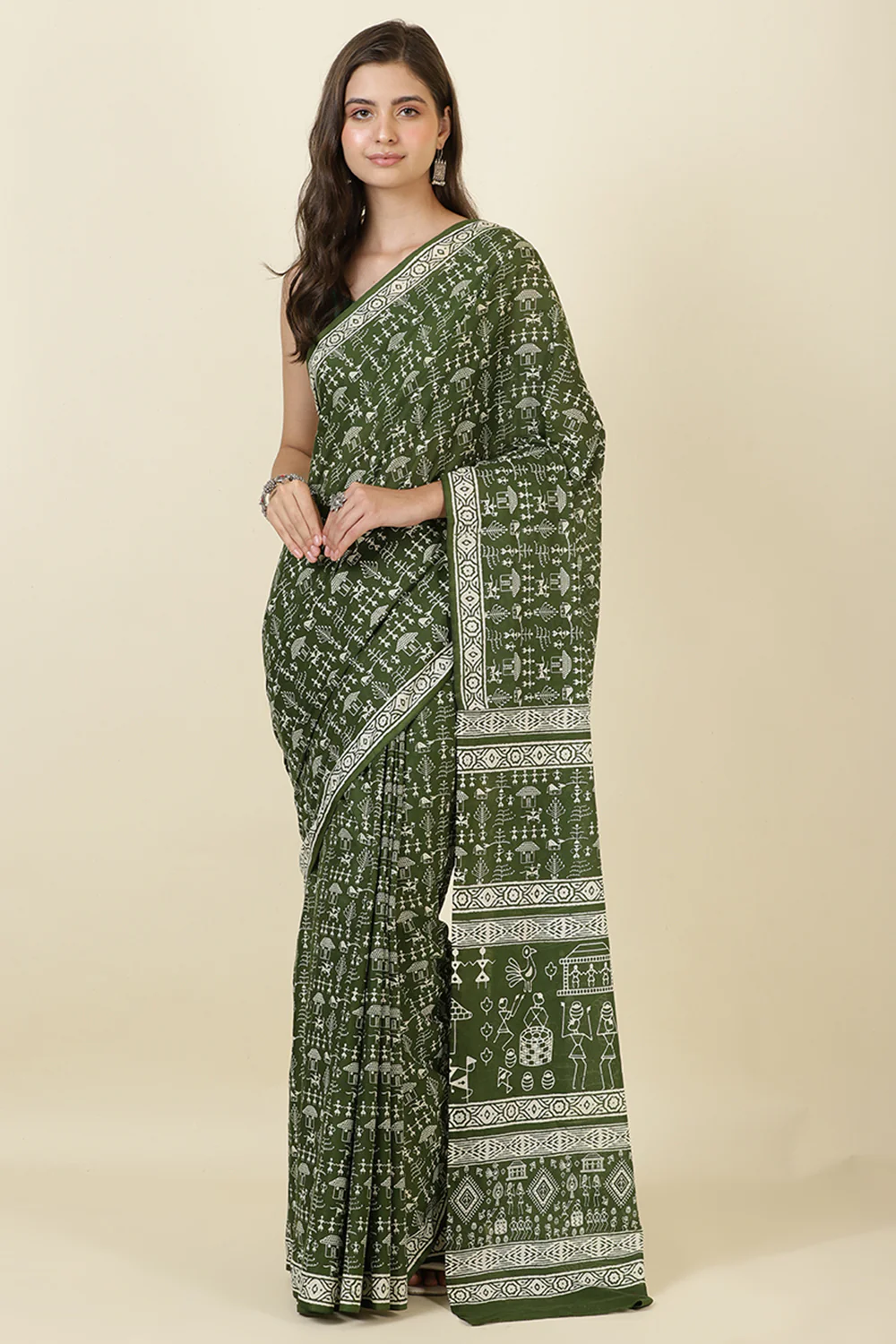 Green Cotton Dhabu Printed Saree - Image 3