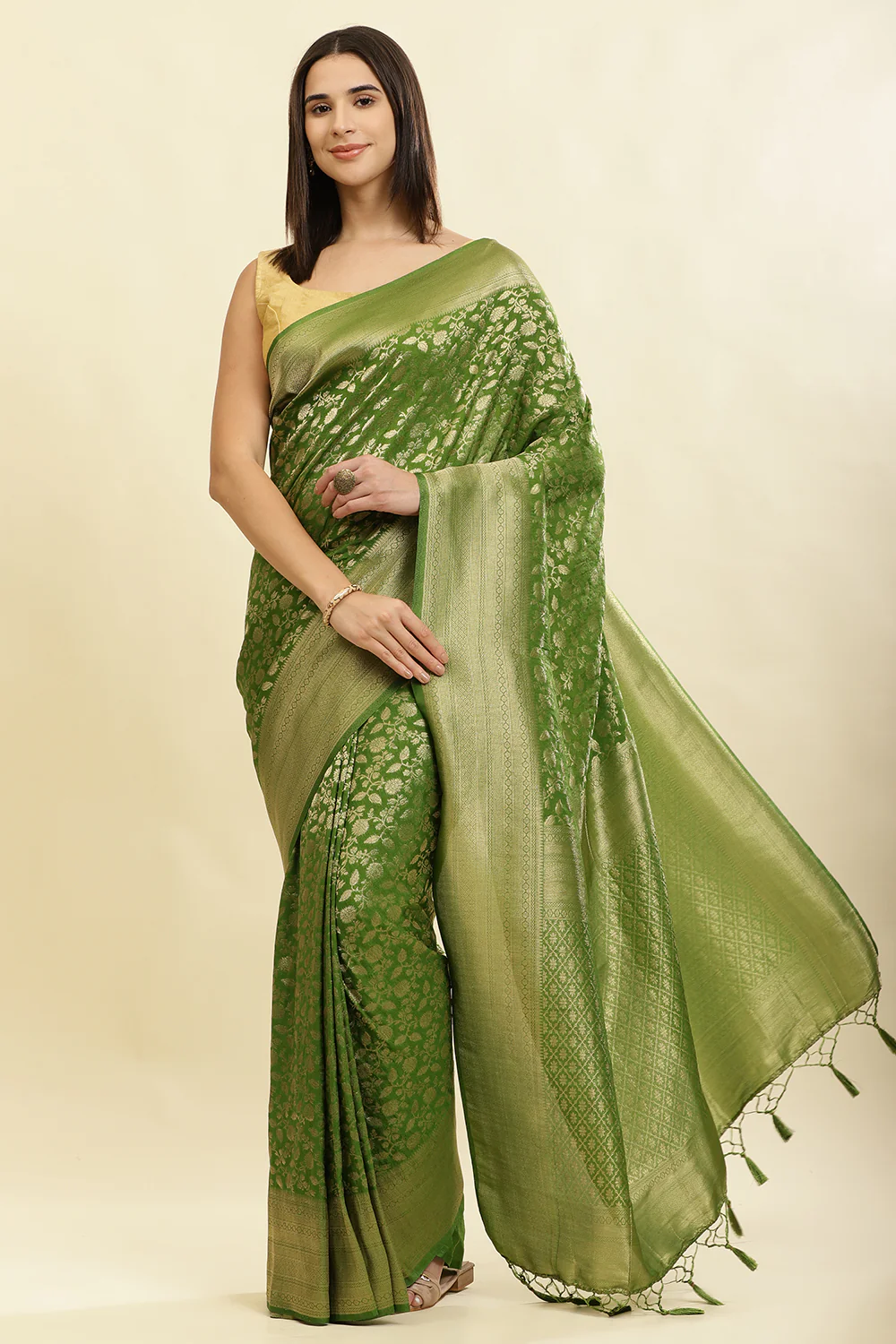 Green Lightweight Banarasi Silk Weaving Saree - Image 4