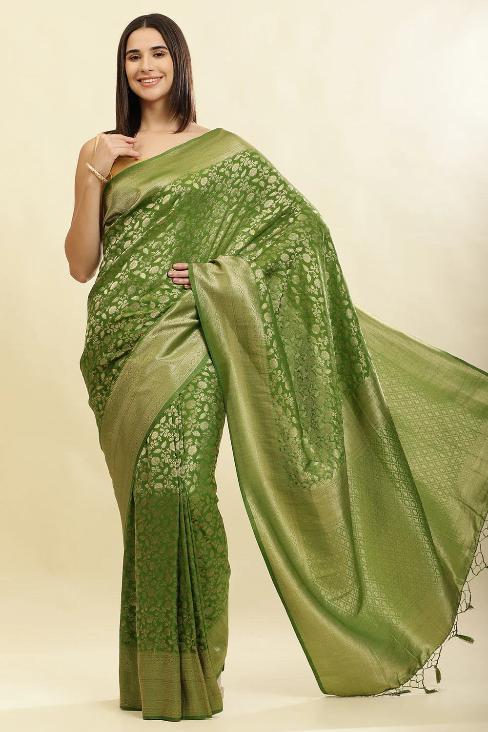 Green Lightweight Banarasi Silk Weaving Saree - Image 6