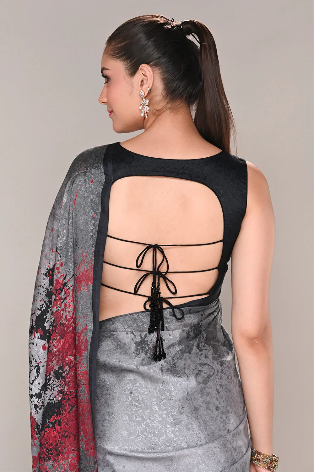 Grey Color Jacquard Silk Printed Saree - Image 8
