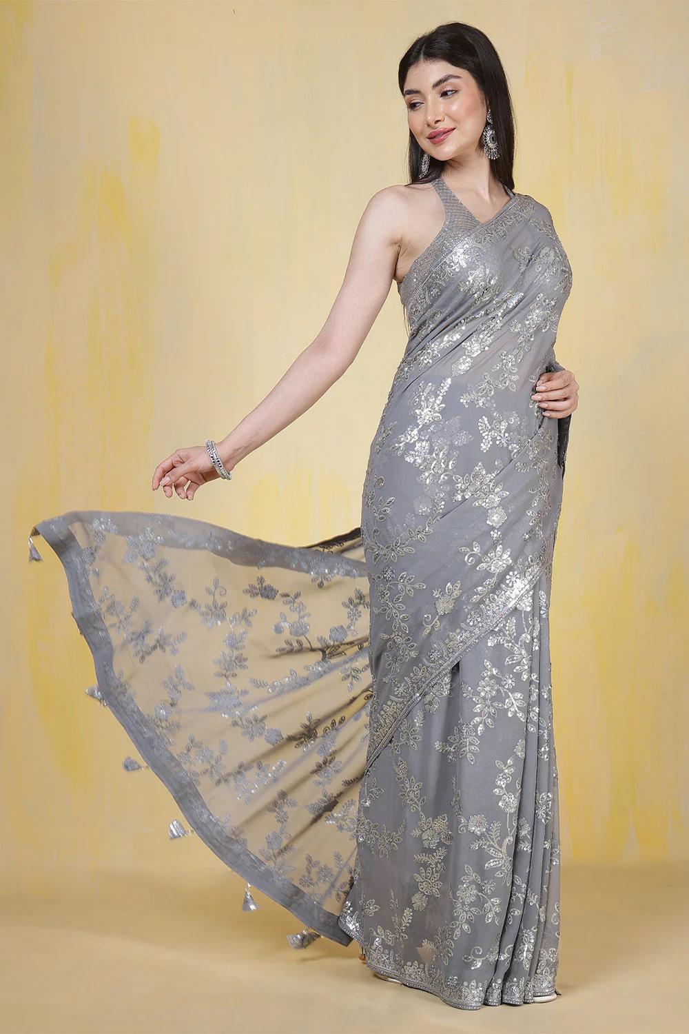 Grey Georgette Sequins Embroidered Saree - Image 4