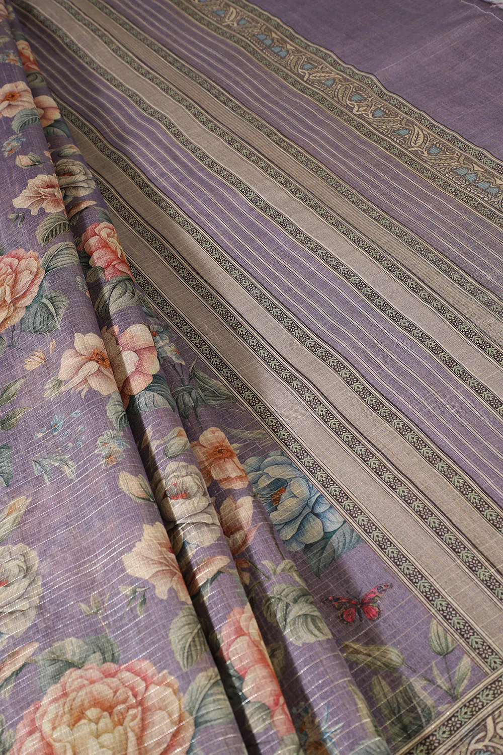 Lavendar Floral Printed Metallic Tissue Saree - Image 3