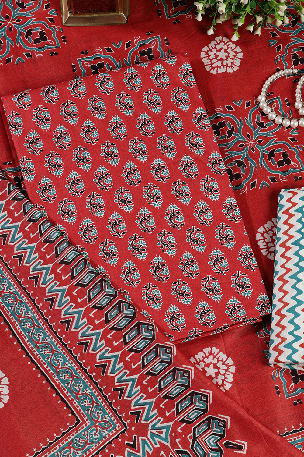 Light Maroon Poplin Cotton Printed Unstitched Suit Material - Image 4