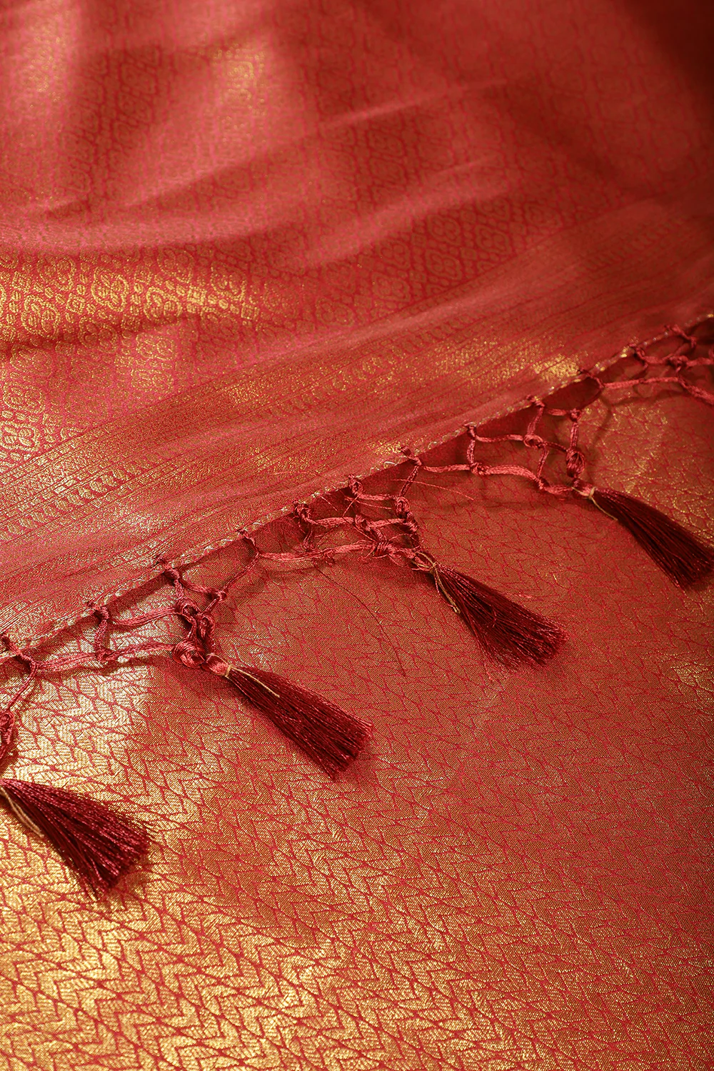 Maroon Color South Silk Zari Woven Saree - Image 3