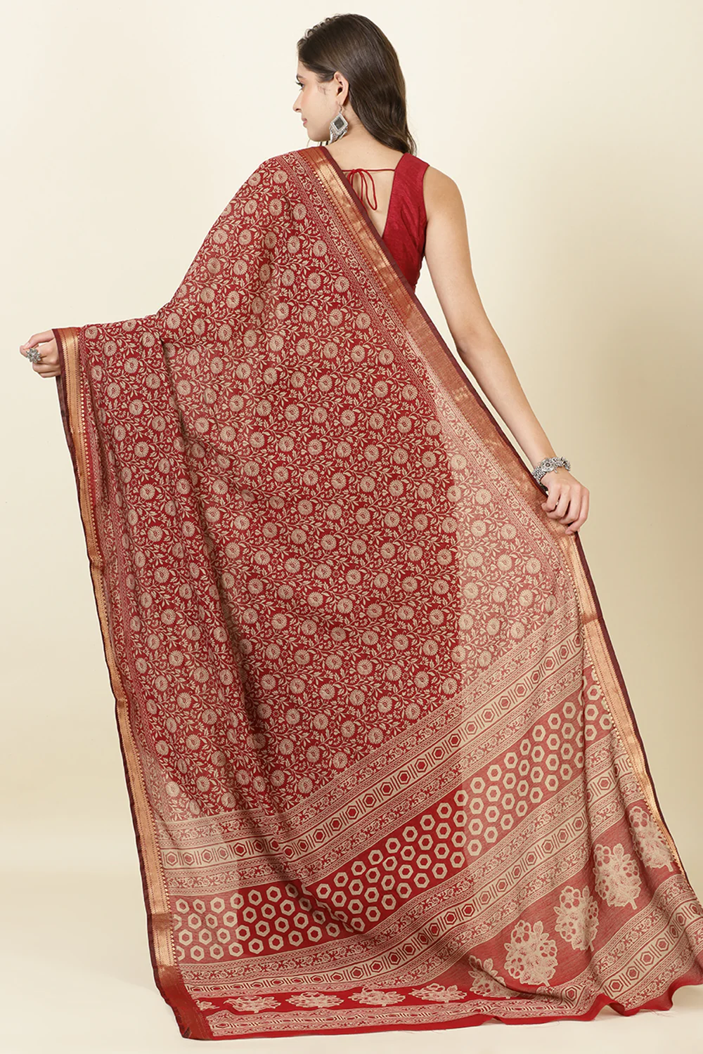 Maroon Cotton Meenkari Printed Saree - Image 3