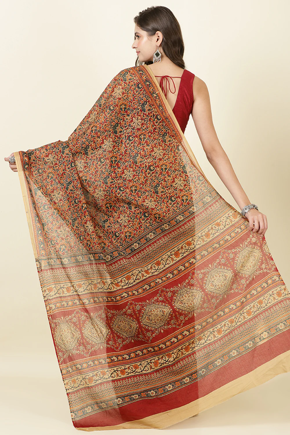 Maroon Kalamkari Printed Cotton Saree - Image 3