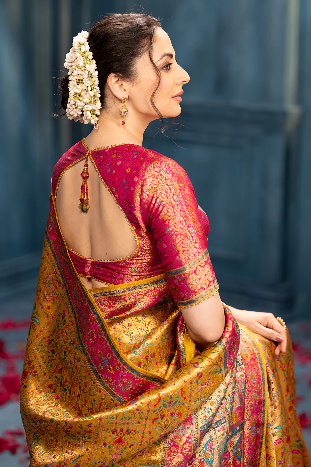 Mustard Position Print Woven Silk Saree - Image 6