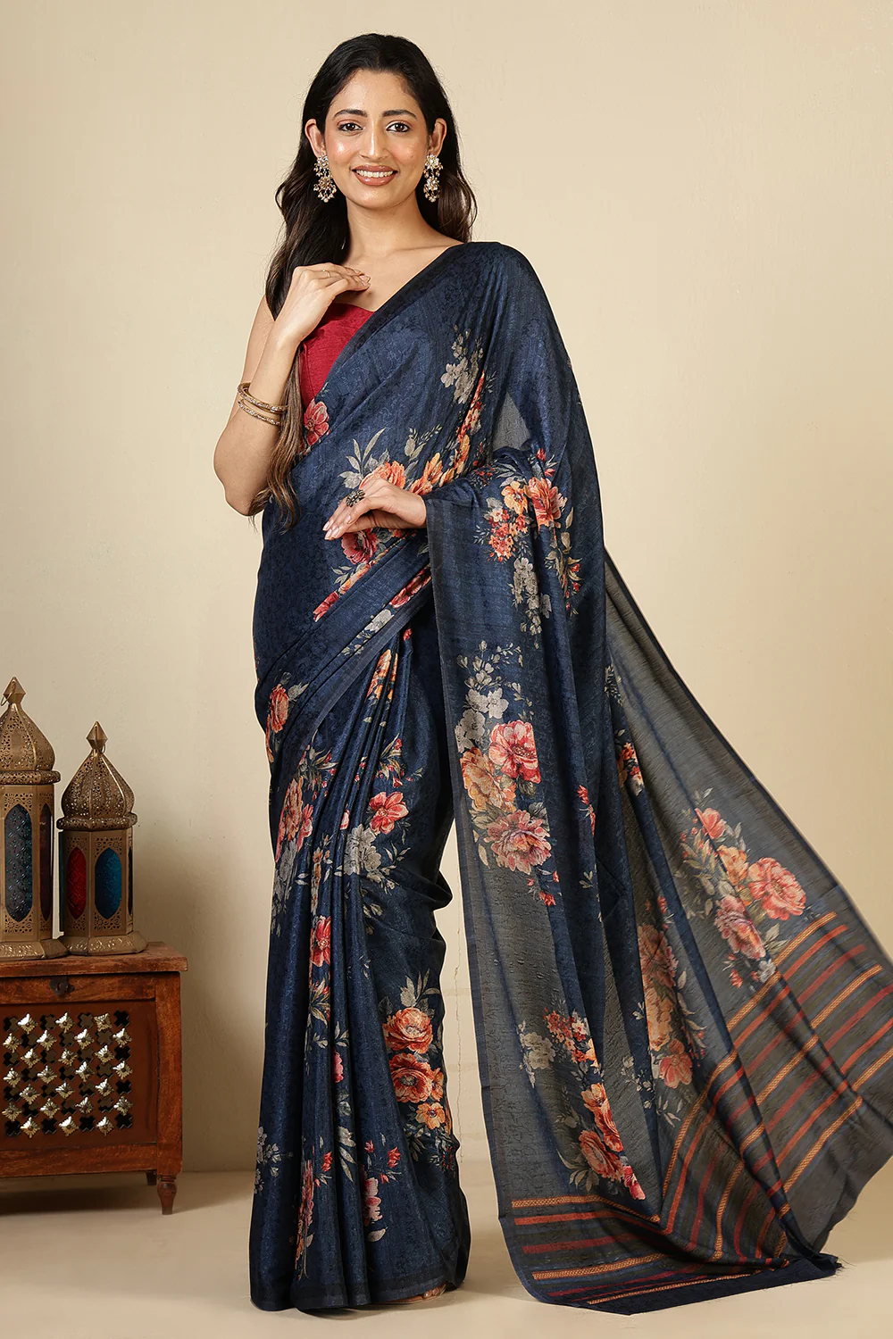 Navy Jacquard Silk Printed Saree - Image 3