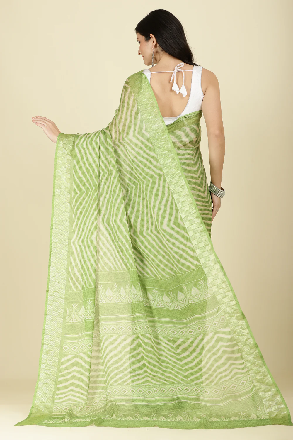 Olive Green Color Chiffon Leheriya Printed Saree - Image 7