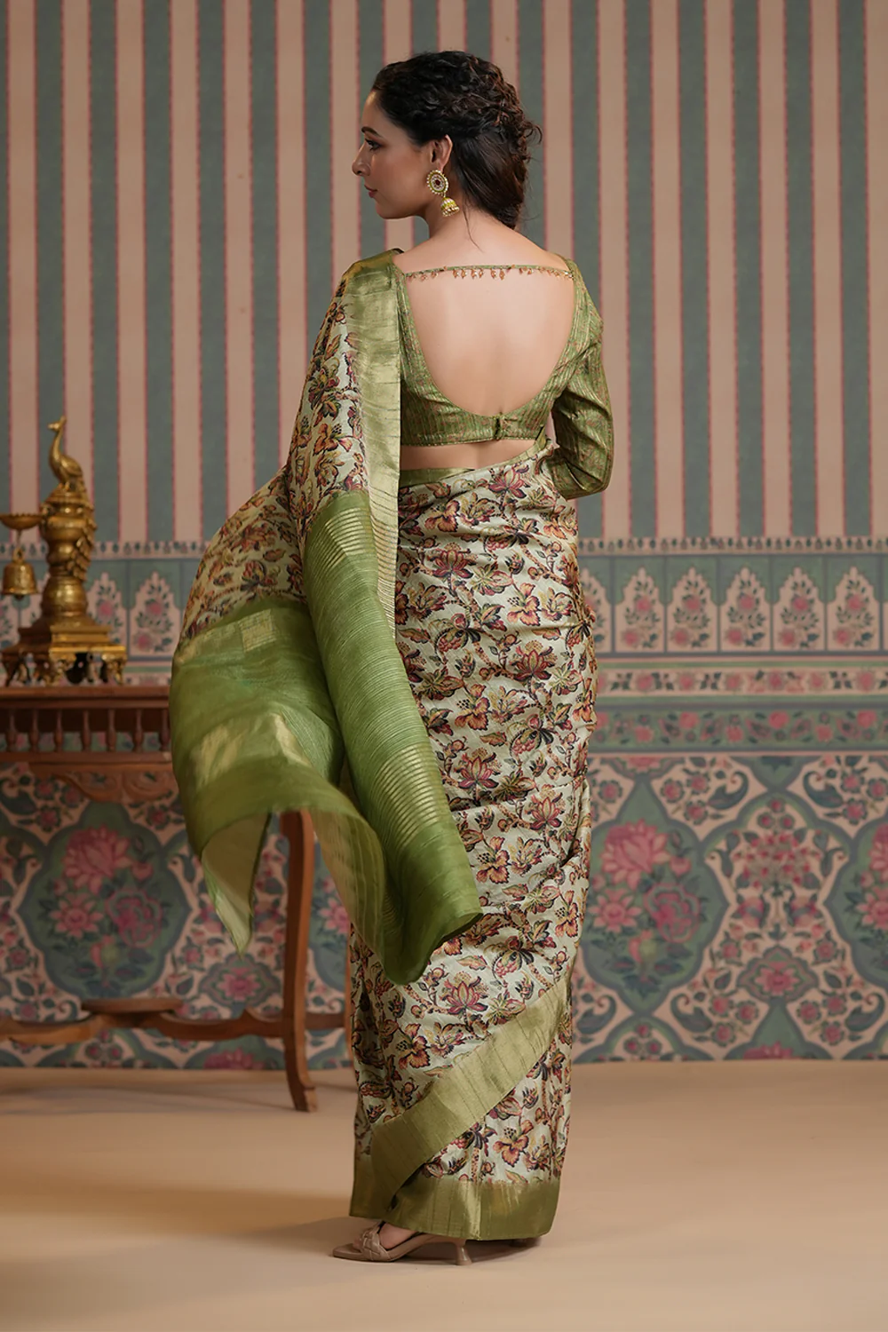 Pista Green Color Cotton Floral Printed Saree. - Image 2