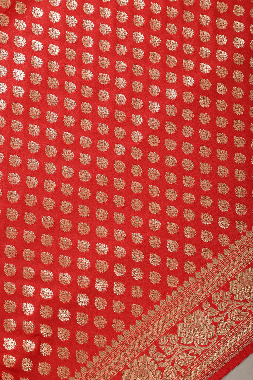 Red Banarasi SIlk Woven Saree - Image 4