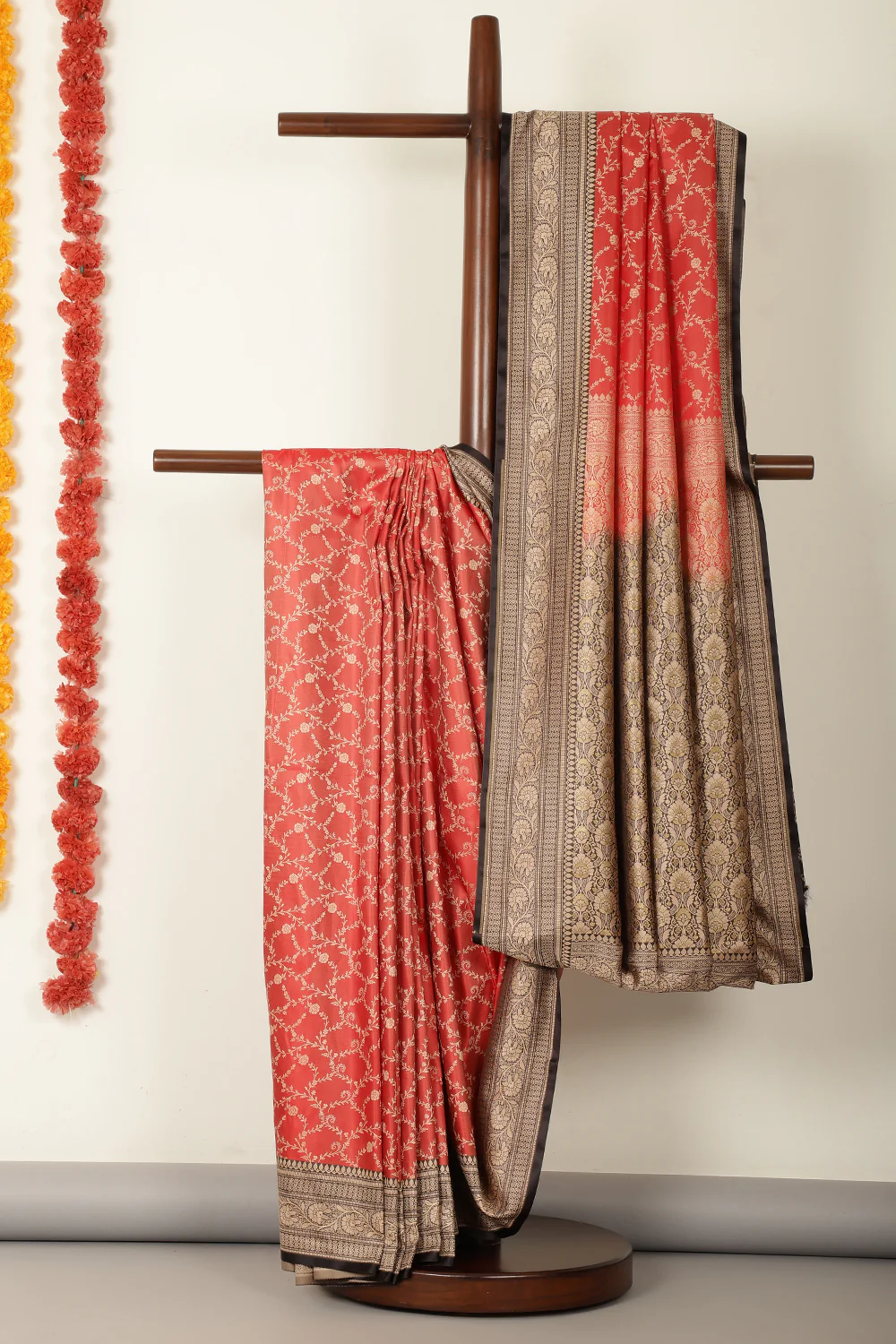 Red & Black Dual Toned Silk Floral Jal Woven Saree