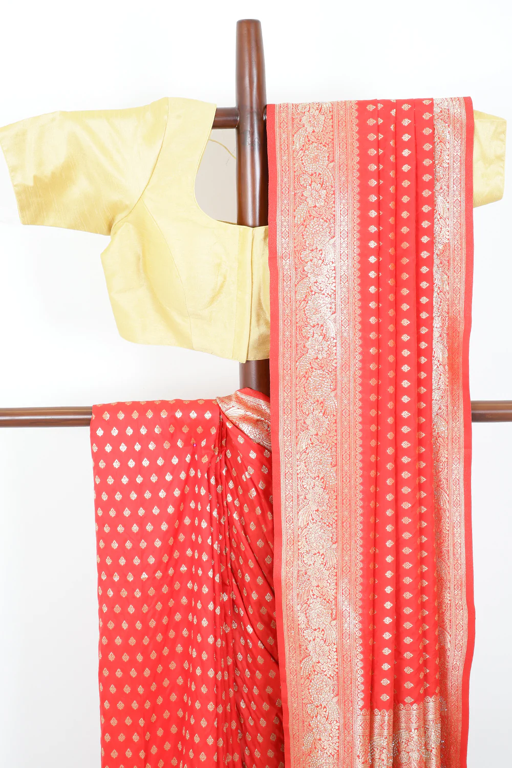Red Silk Zari Woven And Swaroski Work Saree - Image 2