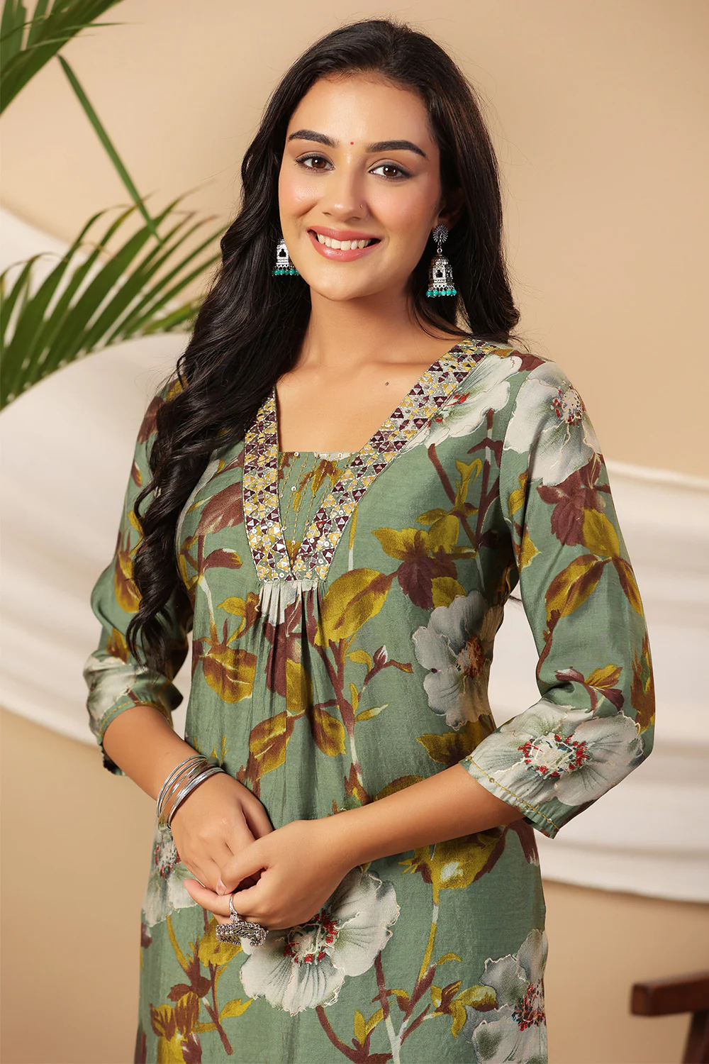 Sage Green Color  Muslin Floral Printed Kurta Set - Image 5