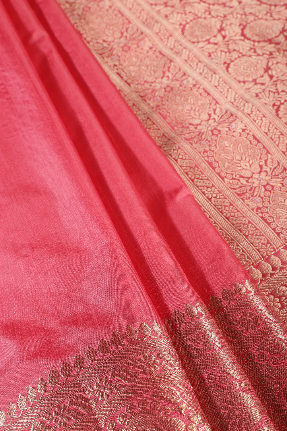 Solid Colour Silk Woven Sarees - Image 11