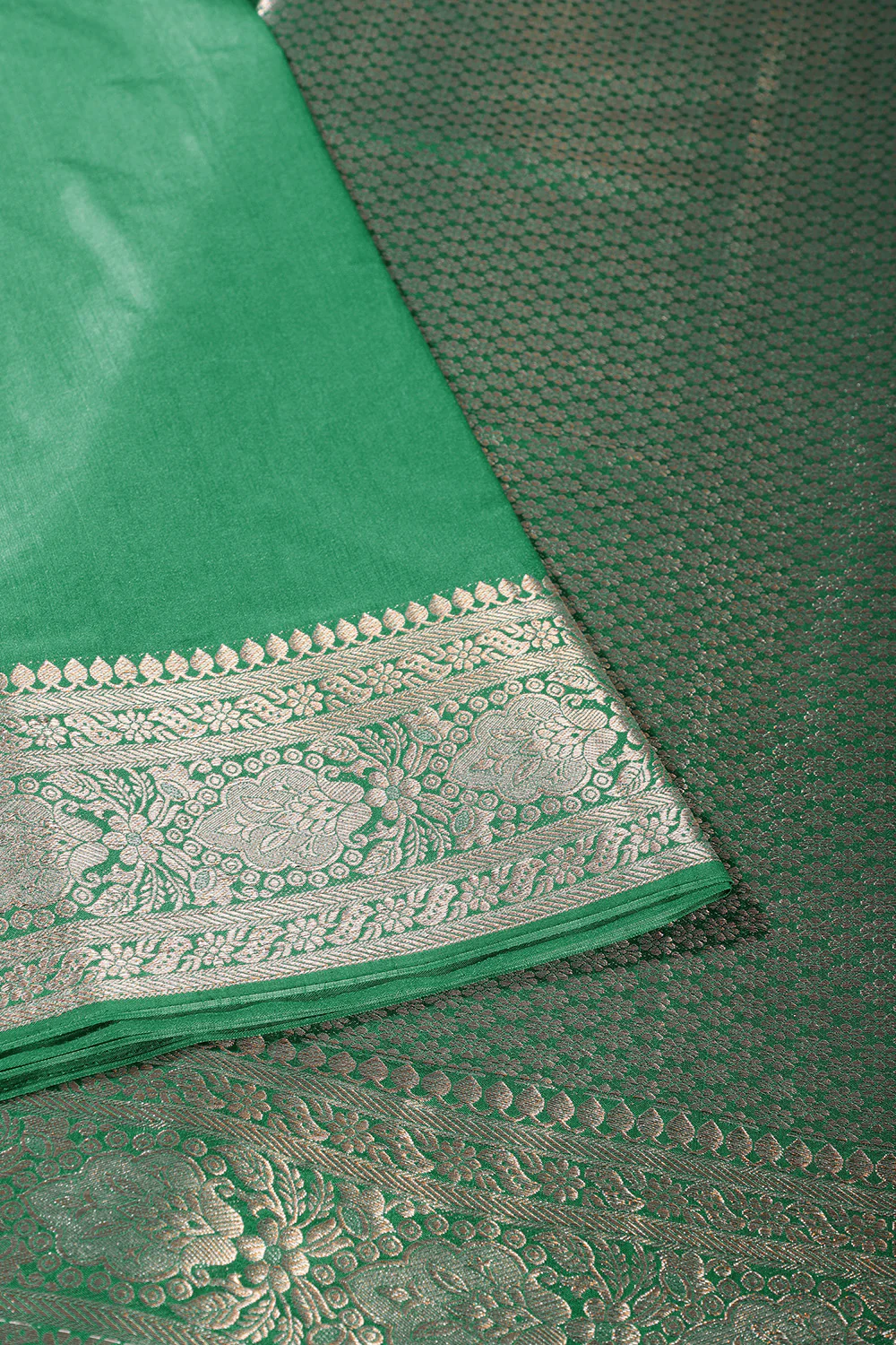 Solid Colour Silk Woven Sarees - Image 8